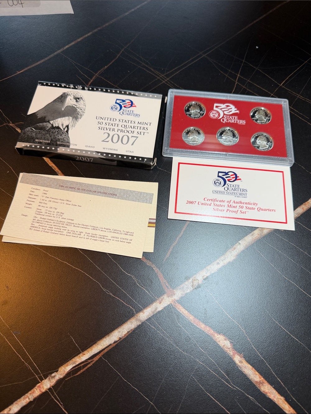 2007 United States Mint 50 State Quarters Silver Proof Set - Red Display